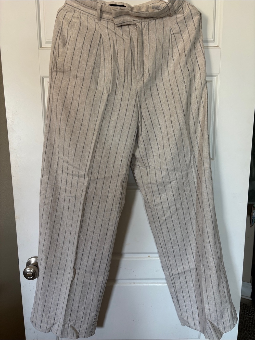 Banana Republic Beige Pinstripe Womenβs wide leg Trousers